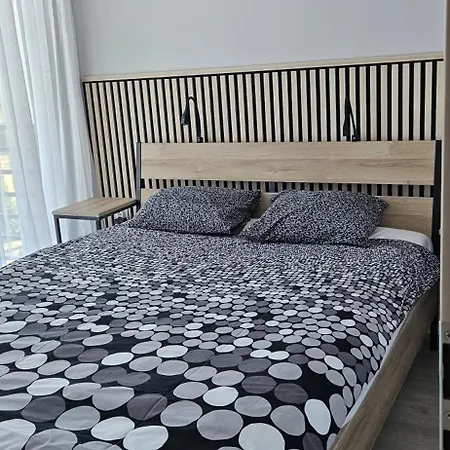בית נופש Aprum 10c פוביירובו
