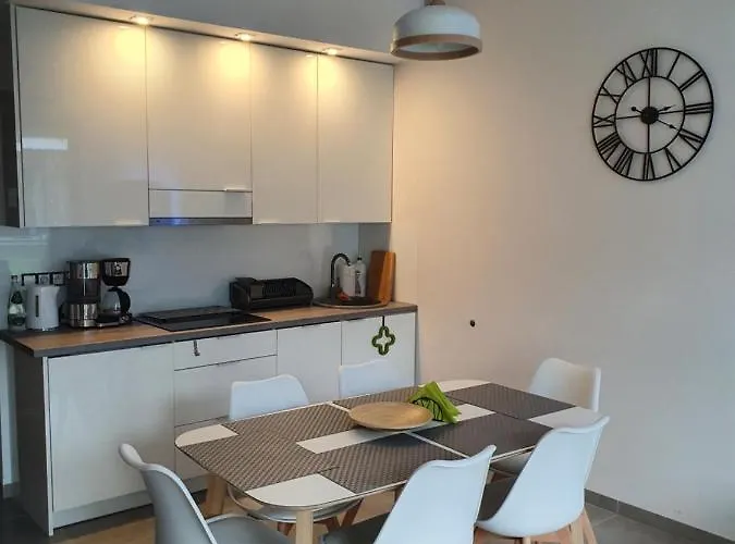 Aprum 10c Nyaraló Pobierowo